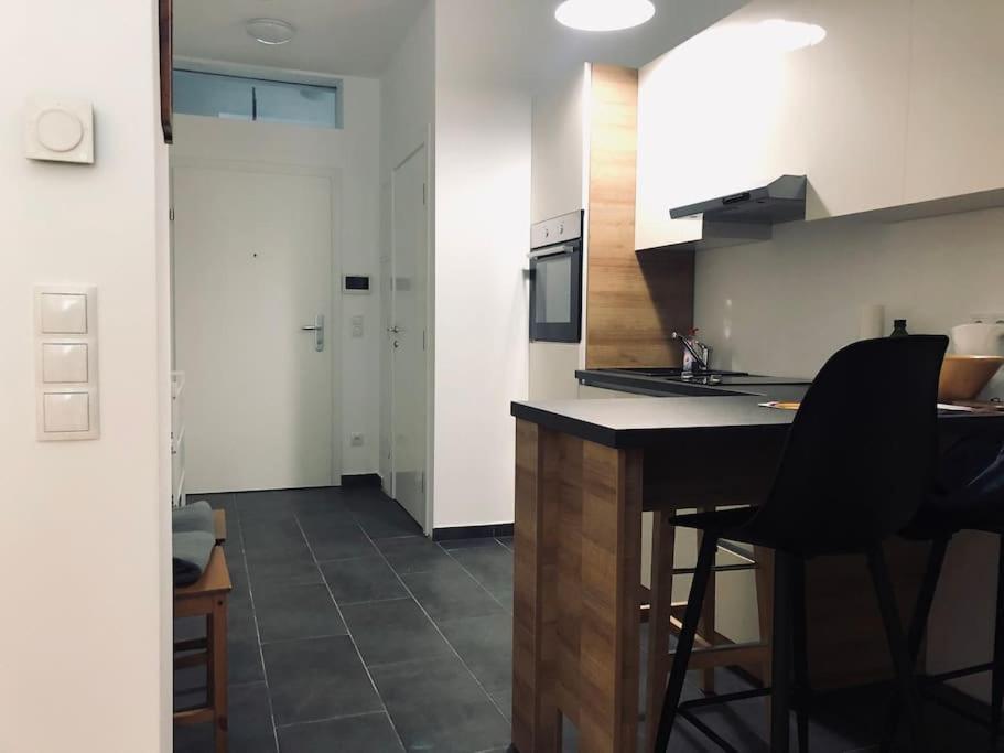 Cozy Flat - Near Schoenbrunn เวียนนา ภายนอก รูปภาพ